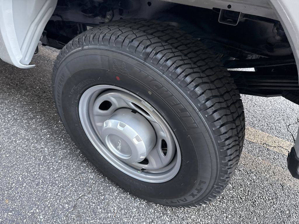 2026 Ford F-350 Super Duty XL - Photo 18