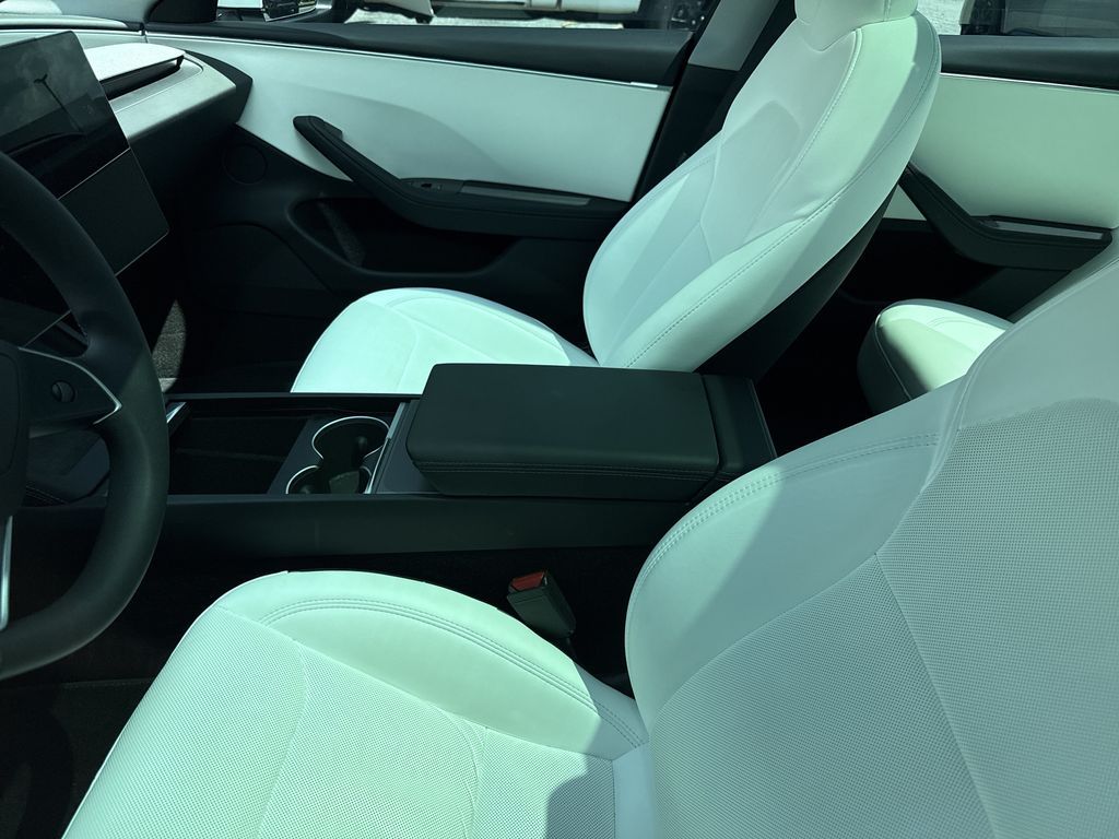 2024 Tesla Model 3 Long Range - Photo 6