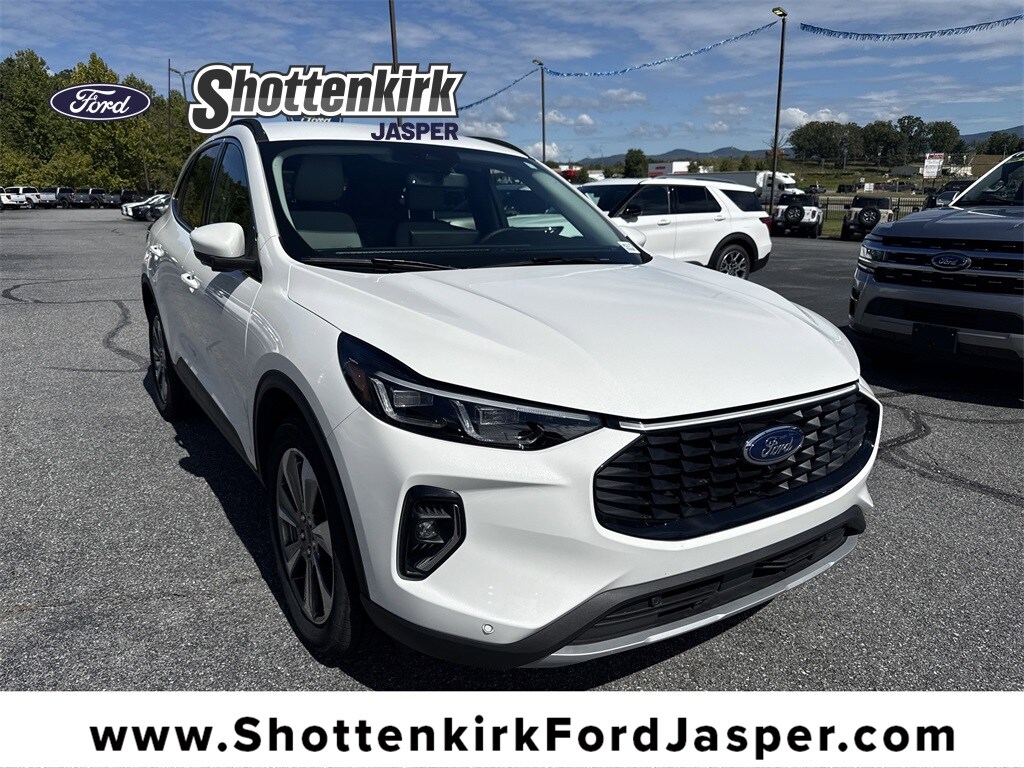 Used 2023 Ford Escape Platinum SUV