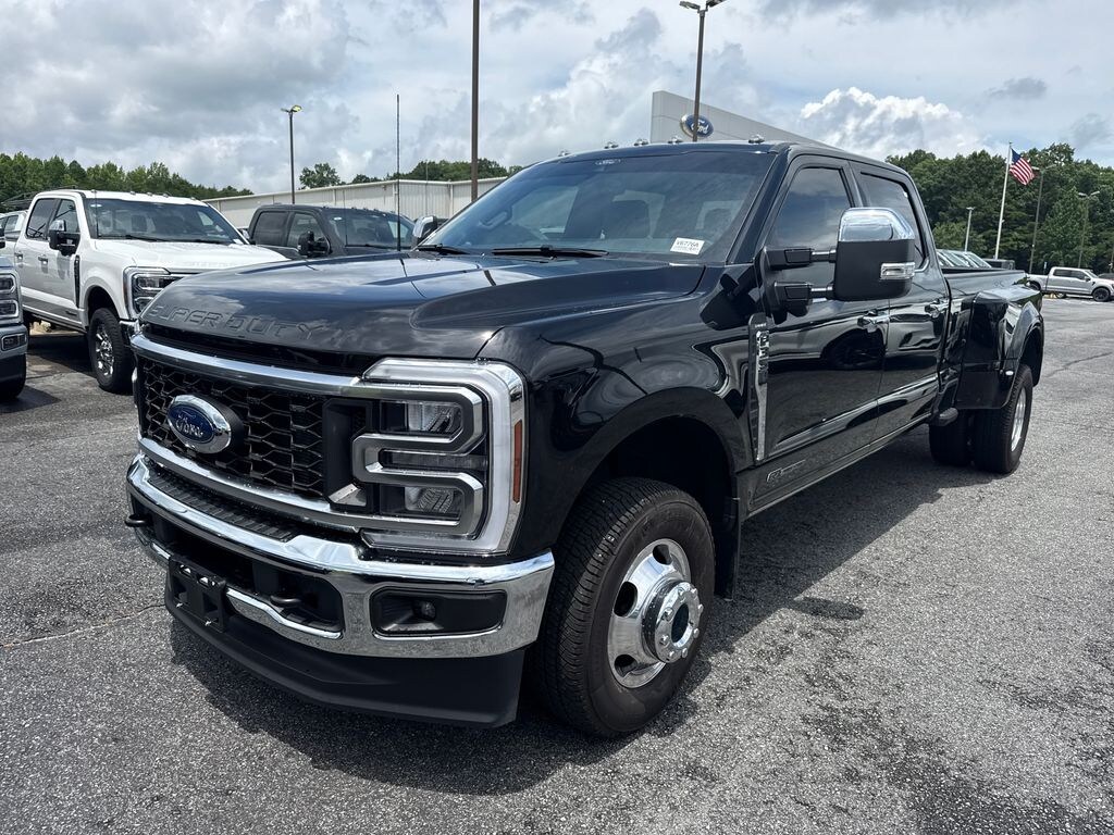 Used 2025 Ford F-350 Lariat Super Duty Crew Cab Long Bed Truck