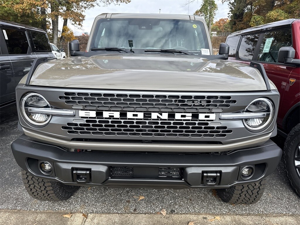 New 2025 Ford Bronco Badlands SUV