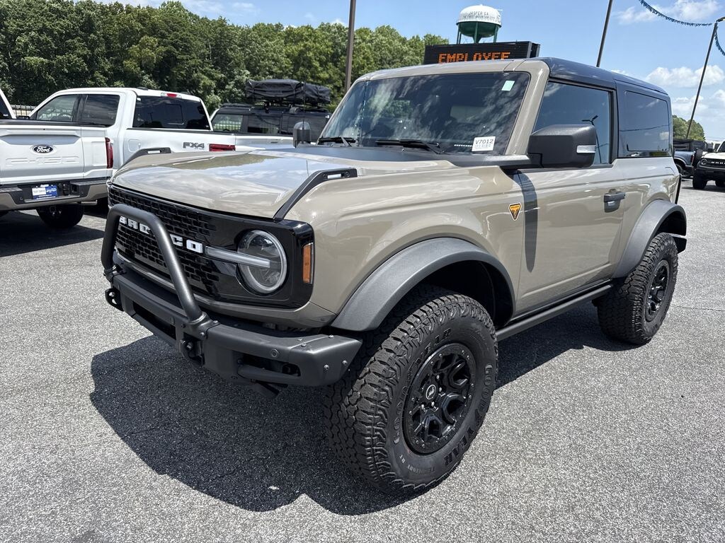 Used 2025 Ford Bronco Badlands SUV