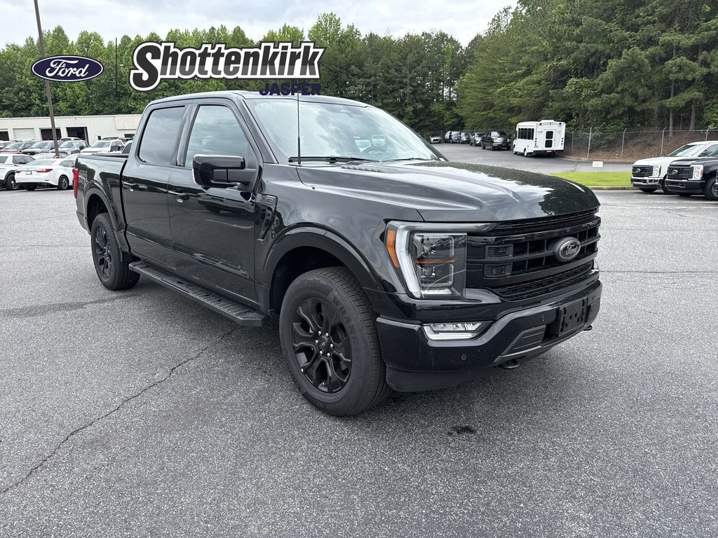 Used 2023 Ford F-150 Lariat Crew Cab Truck