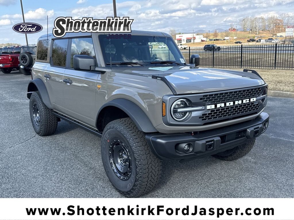 New 2025 Ford Bronco Badlands SUV