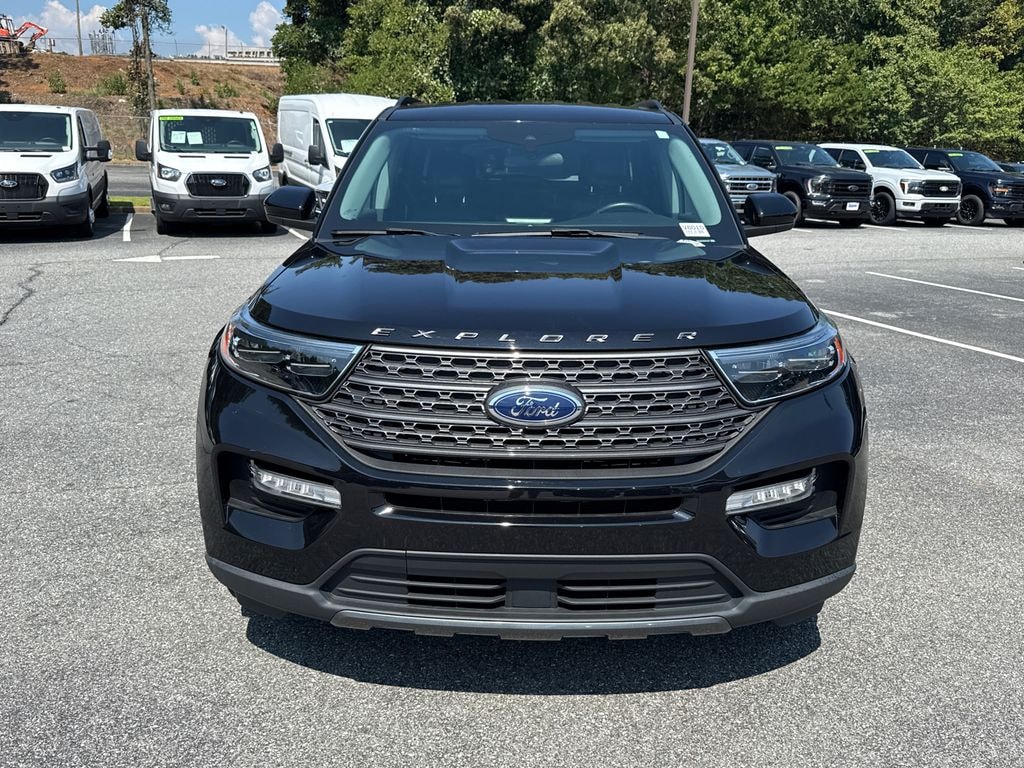 Used 2024 Ford Explorer XLT SUV