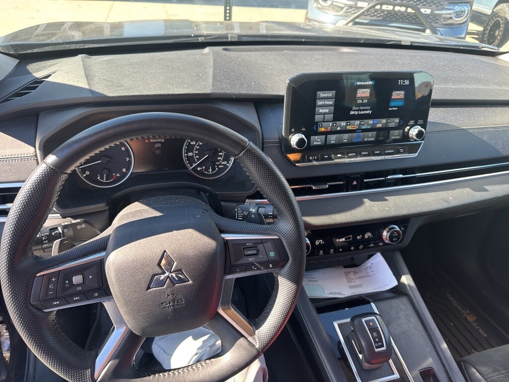 Used 2023 Mitsubishi Outlander SE SUV