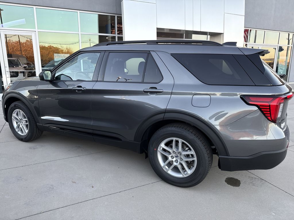 2026 Ford Explorer Active - Photo 7
