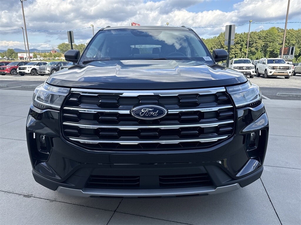 New 2025 Ford Explorer Active SUV