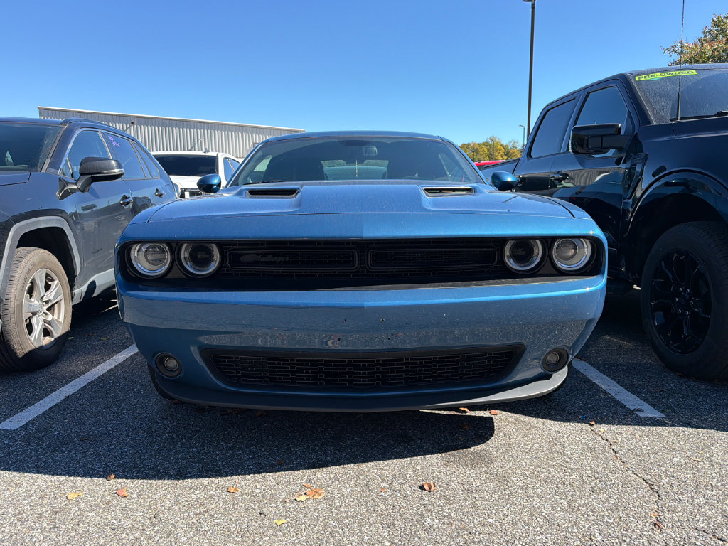 Used 2023 Dodge Challenger SXT Coupe