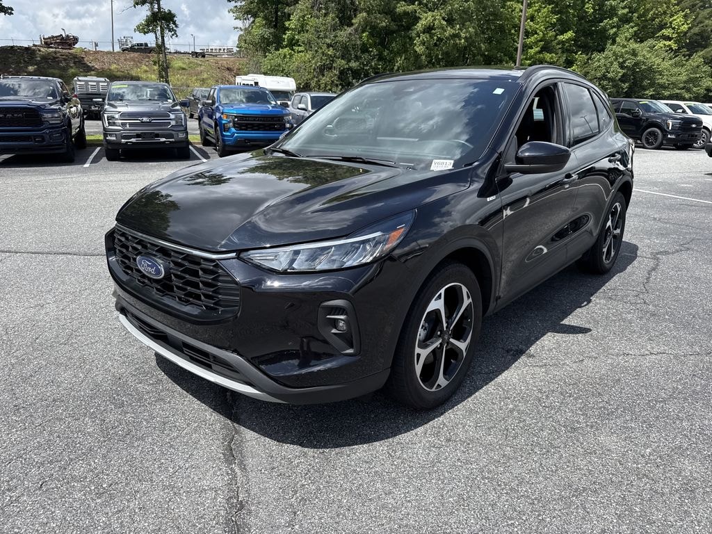 Used 2025 Ford Escape ST-Line Select SUV