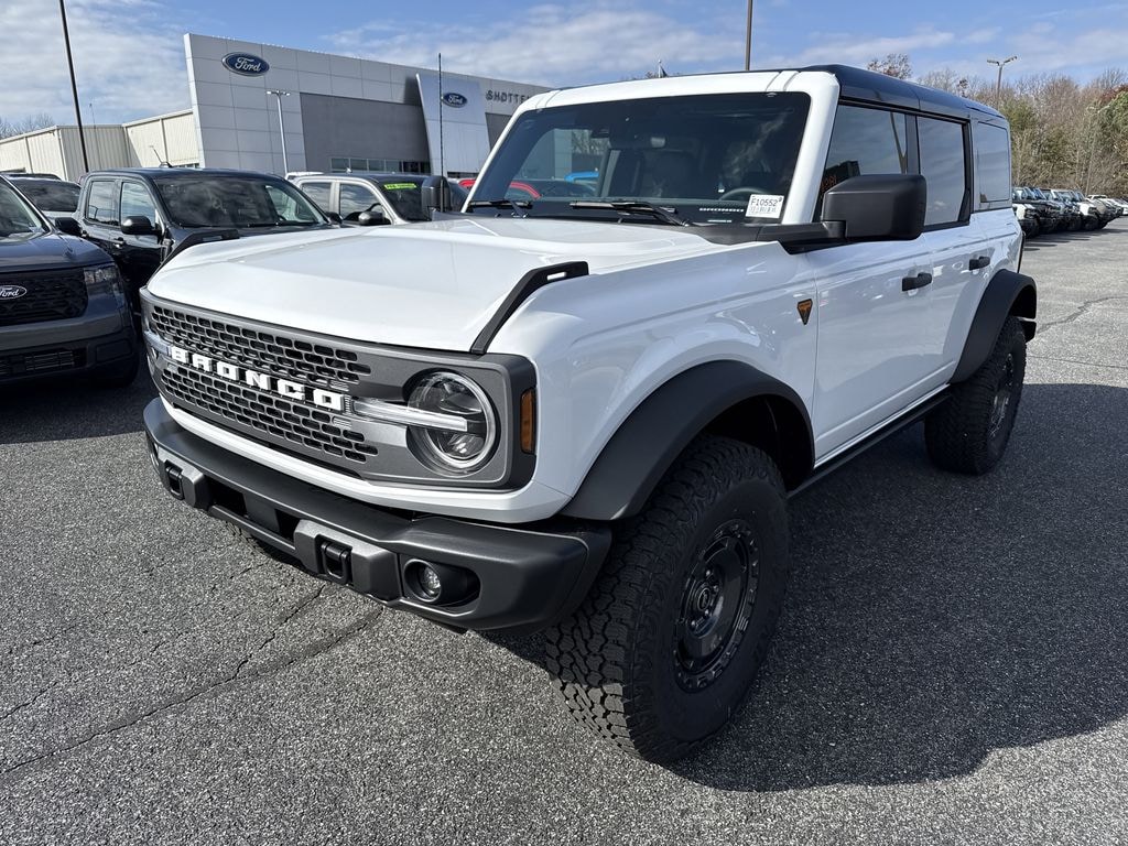 New 2025 Ford Bronco Badlands SUV