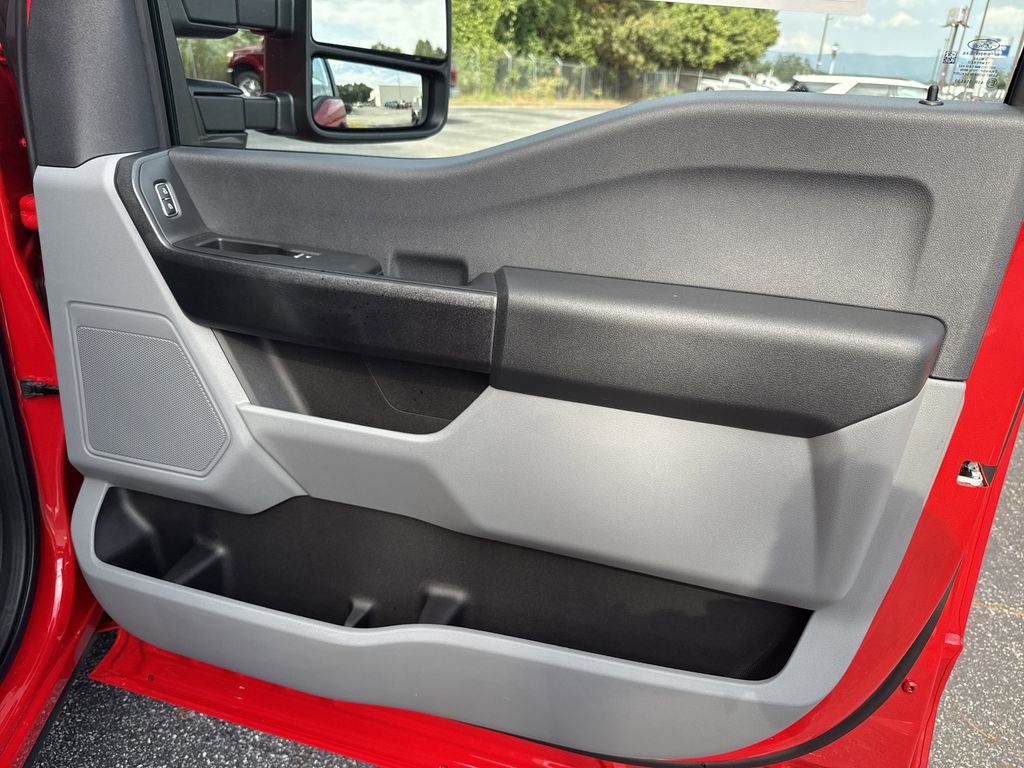 2026 Ford F-350 Super Duty XL - Photo 15