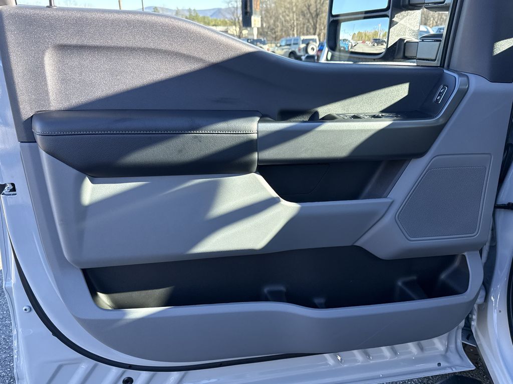 2026 Ford F-250 Super Duty XL - Photo 10