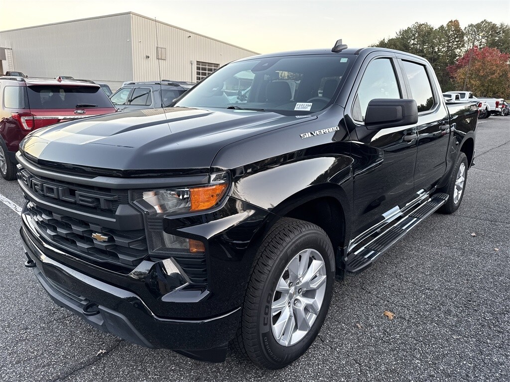 Used 2022 Chevrolet Silverado 1500 Custom Crew Cab Short Bed Truck