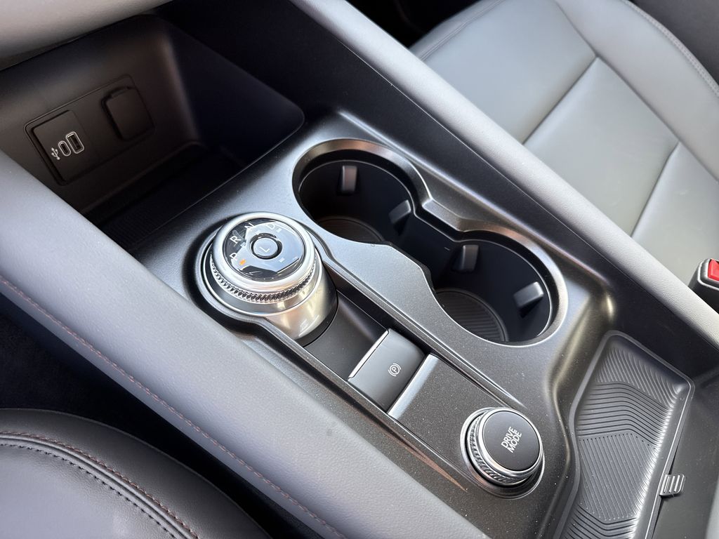 2026 Ford Explorer Active - Photo 29