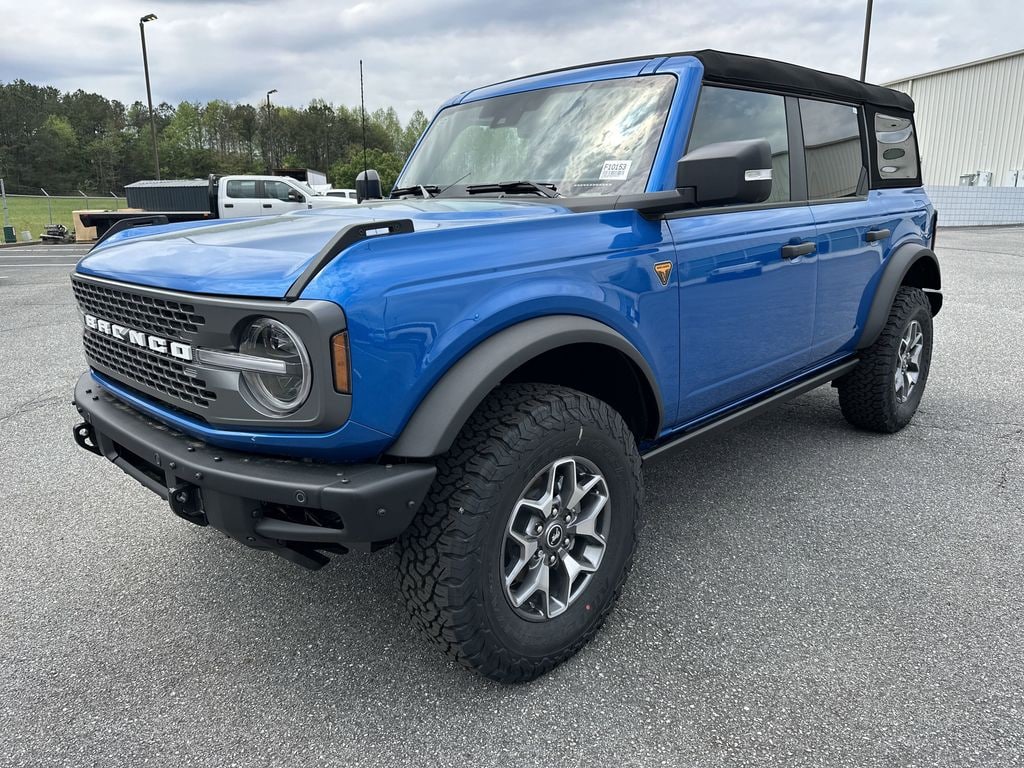 New 2025 Ford Bronco Badlands SUV