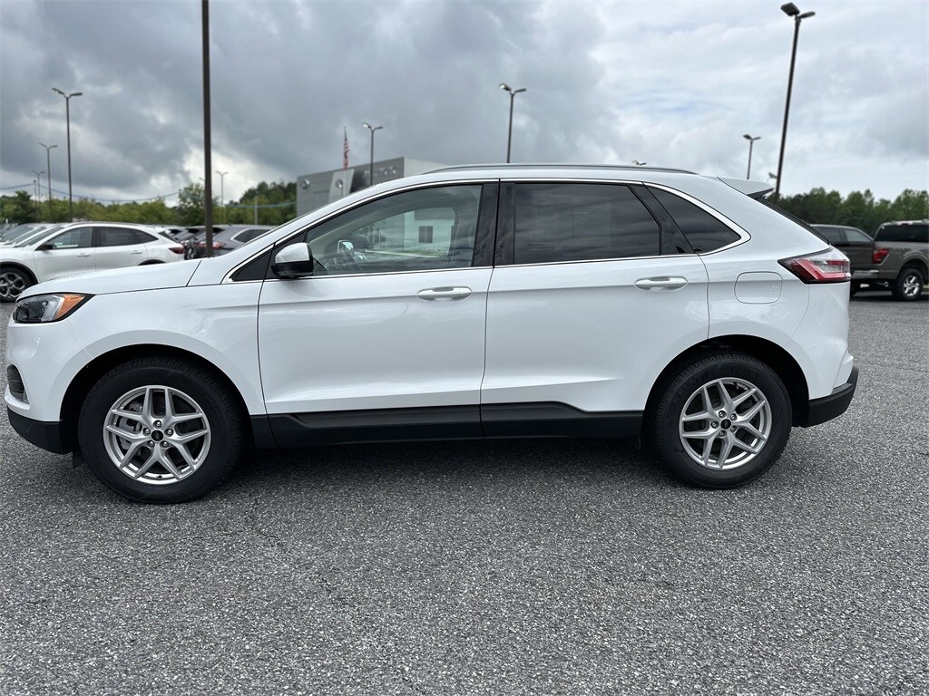 Used 2024 Ford Edge SEL SUV