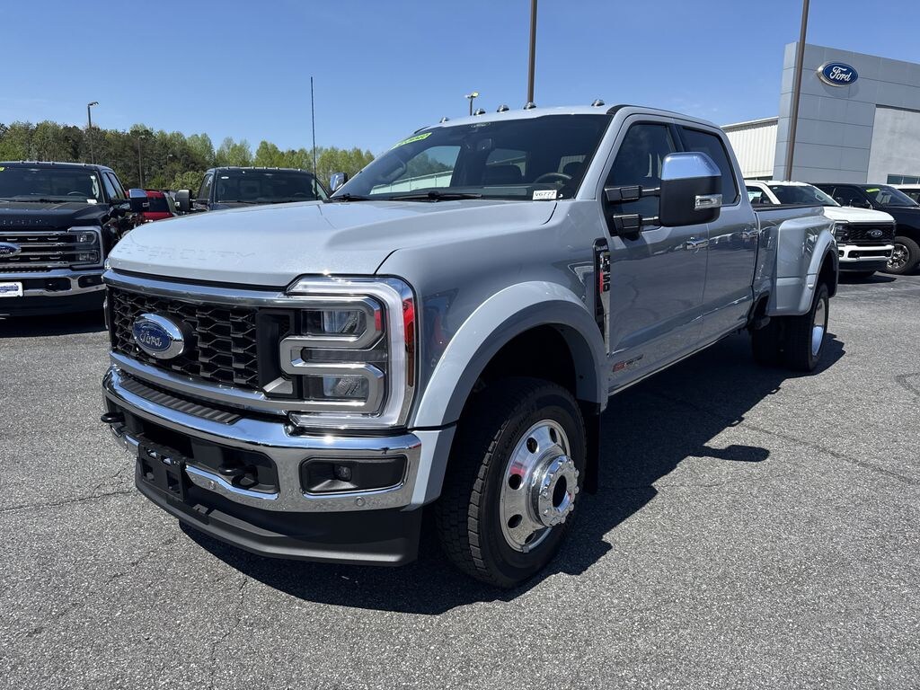 Used 2026 Ford F-450 King Ranch DRW Crew Cab Long Bed Truck