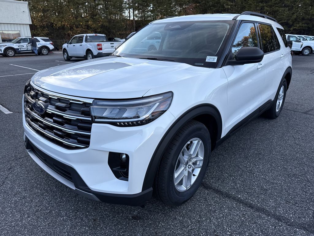 2026 Ford Explorer Active - Photo 3