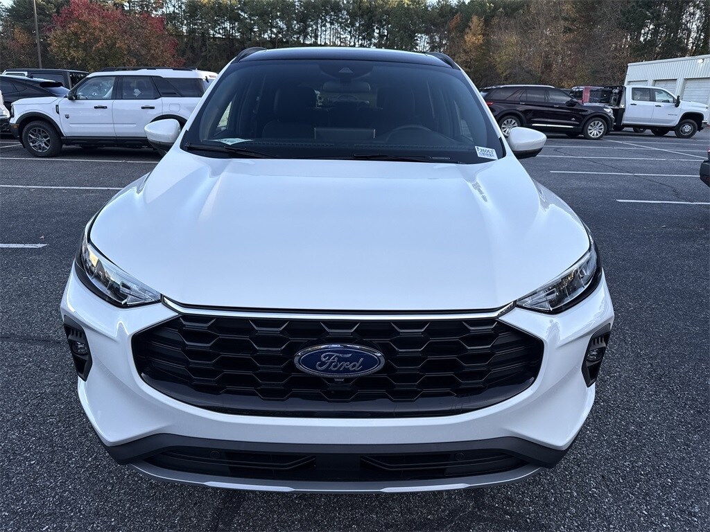 New 2026 Ford Escape Hybrid ST-Line Select SUV