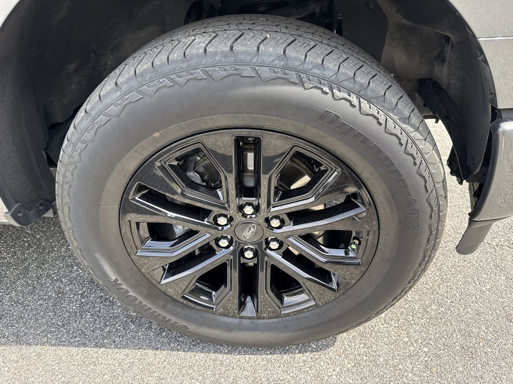 2025 Ford F-150 Lariat - Photo 12