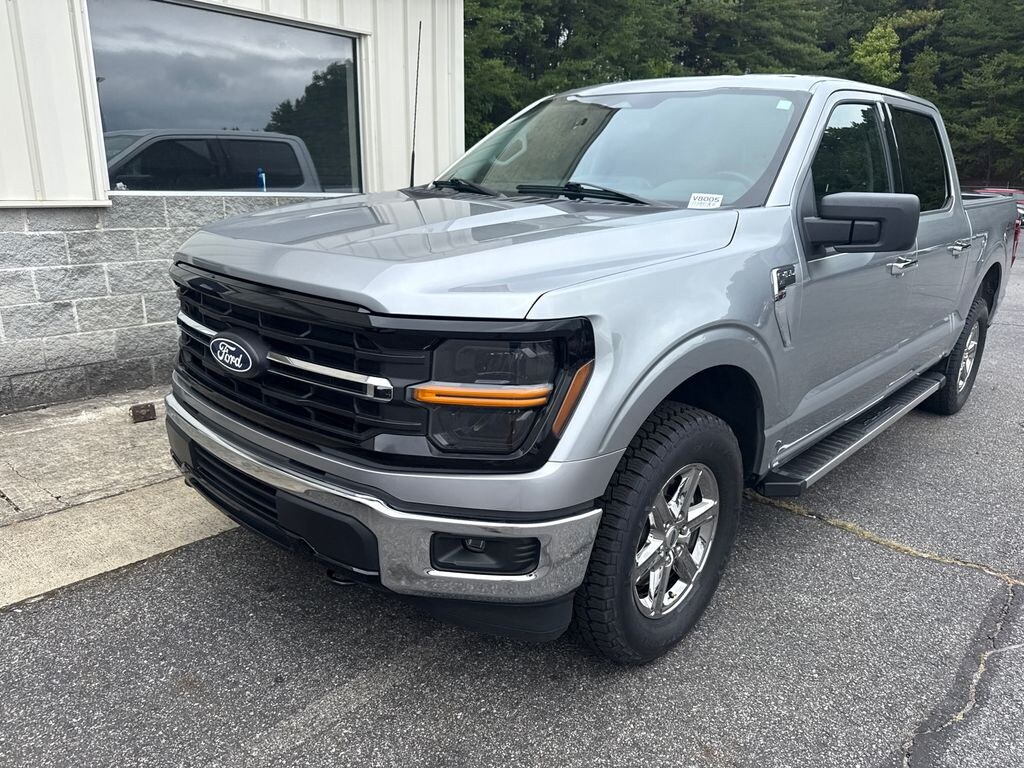 Used 2025 Ford F-150 XLT Crew Cab Truck
