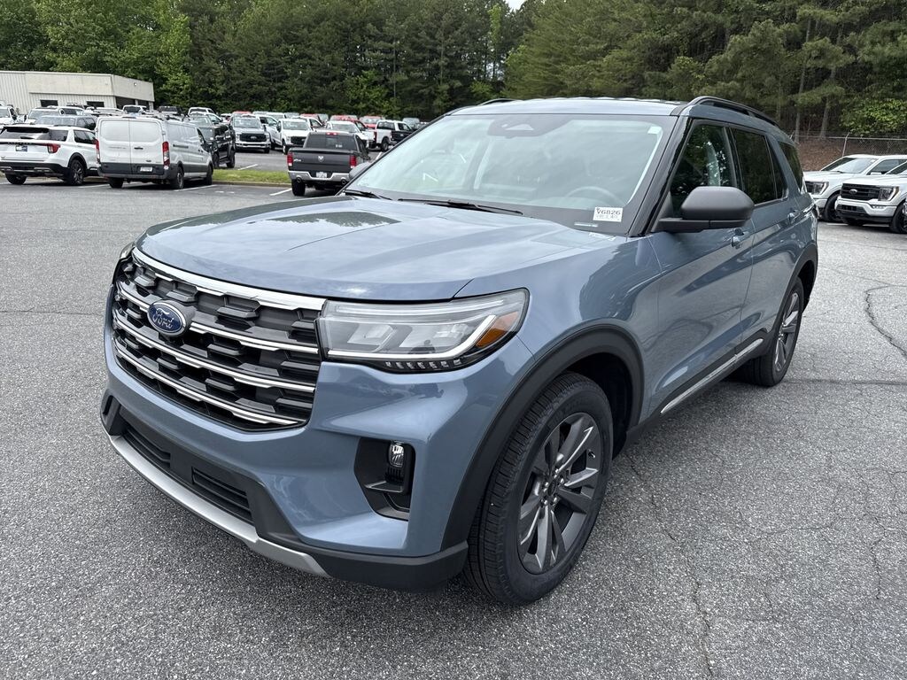 Used 2025 Ford Explorer Active SUV
