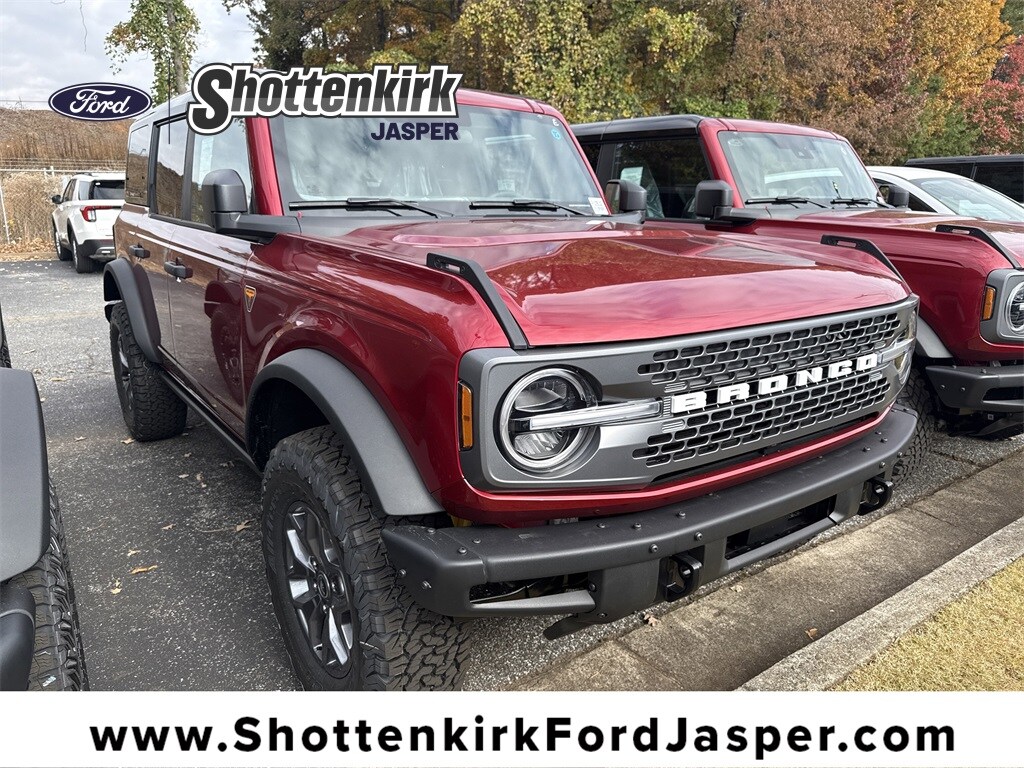 New 2025 Ford Bronco Badlands SUV