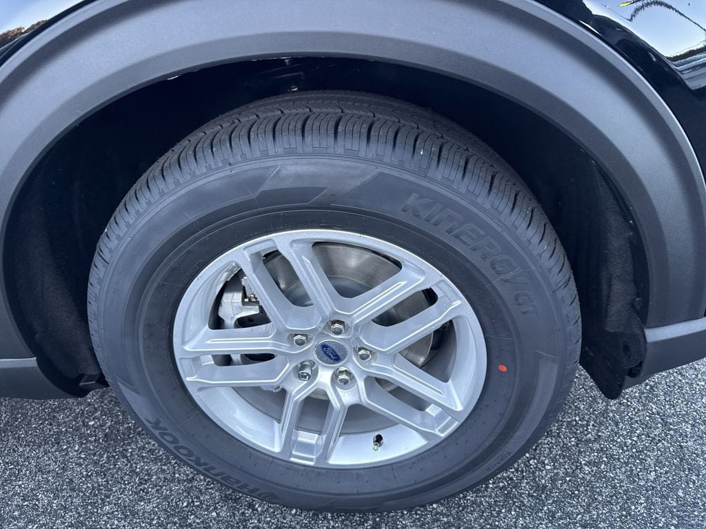 2026 Ford Explorer Active - Photo 12