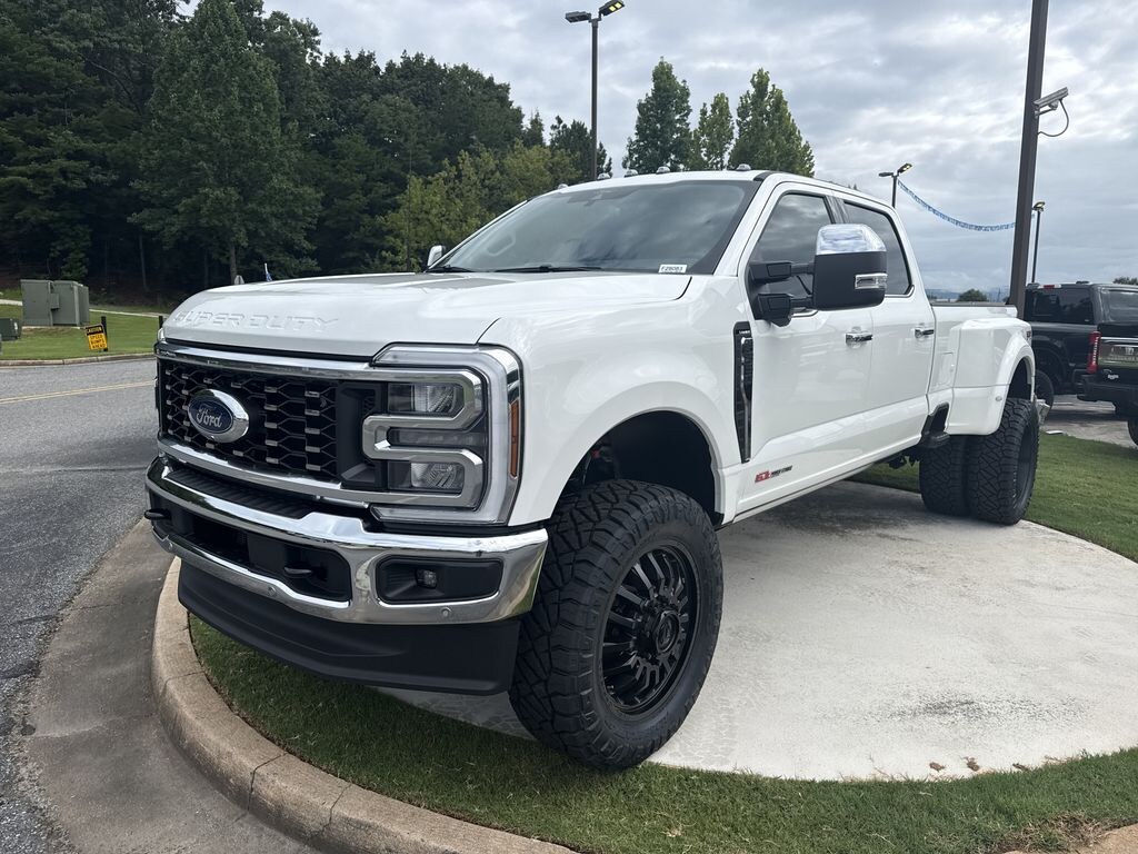 New 2026 Ford F-350SD Lariat DRW Truck