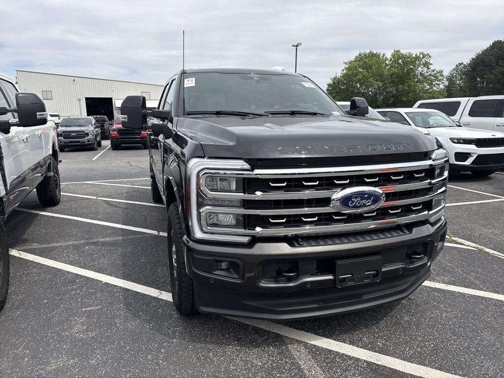 Used 2024 Ford F-250 King Ranch Crew Cab Truck