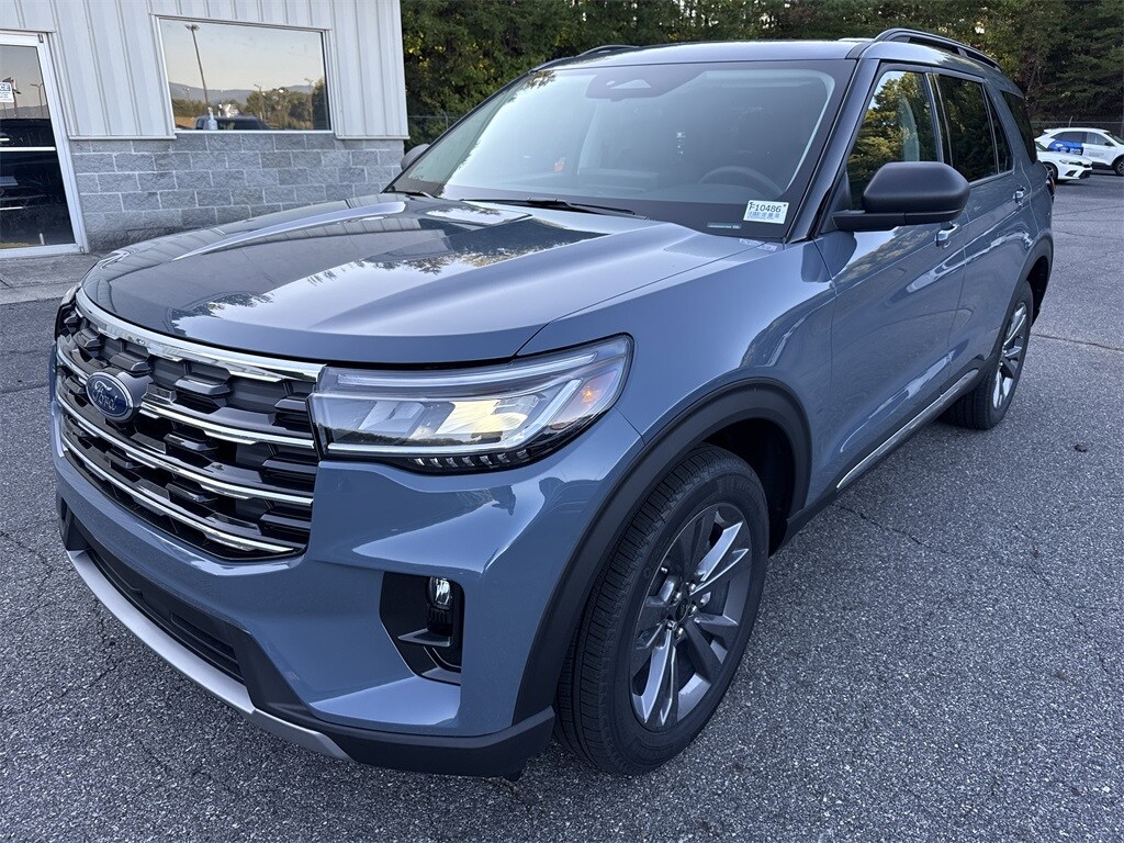 New 2025 Ford Explorer Active SUV