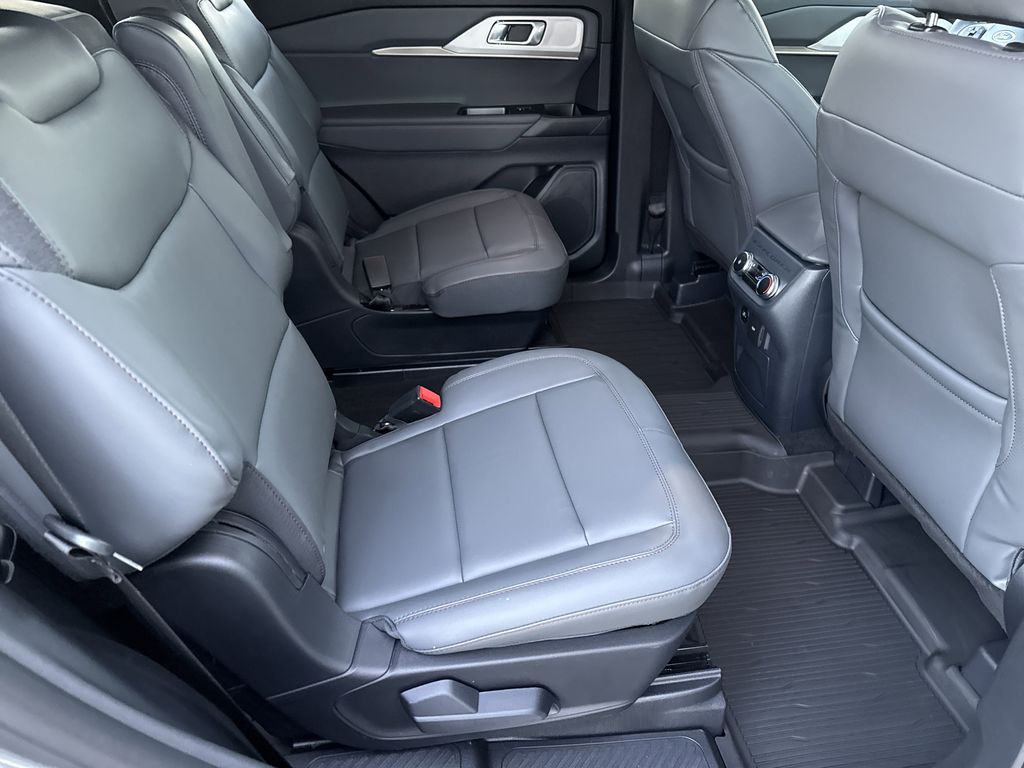 2026 Ford Explorer Active - Photo 25