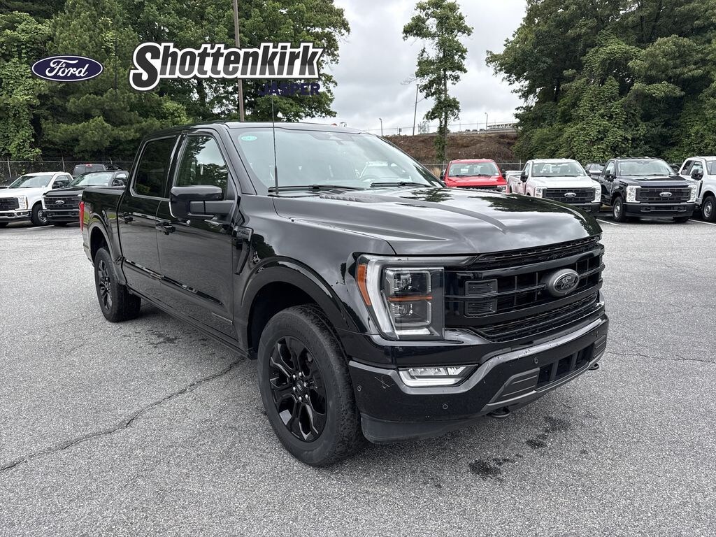 Used 2023 Ford F-150 Lariat Crew Cab Truck