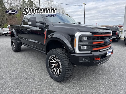 2023 Ford F-250 Lariat Crew Cab Truck