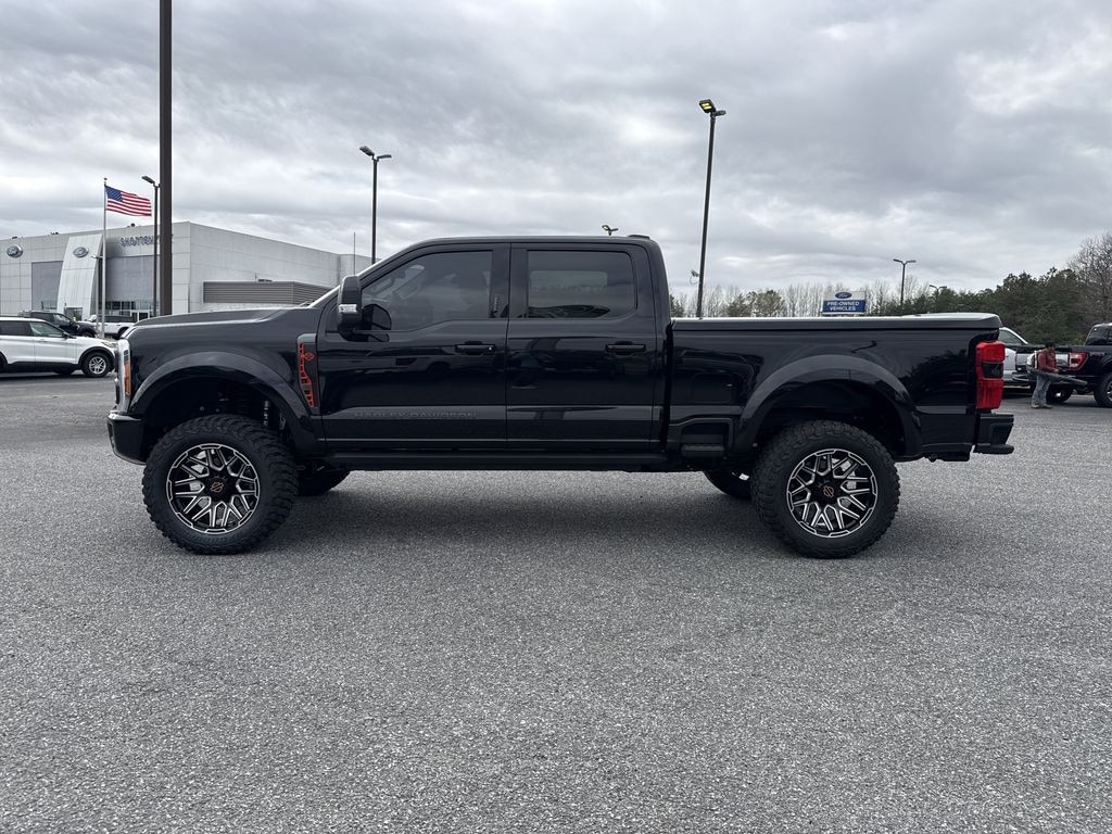 Used 2023 Ford F-250 Lariat Crew Cab Truck