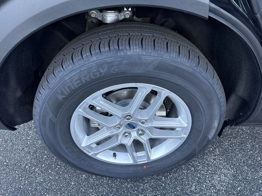 2026 Ford Explorer Active - Photo 18