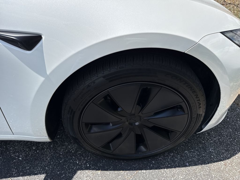 2024 Tesla Model 3 Long Range - Photo 19