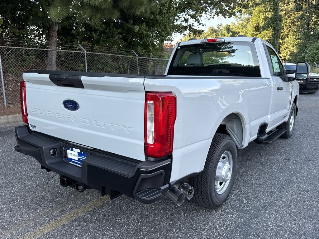 2026 Ford F-350 Super Duty XL - Photo 7