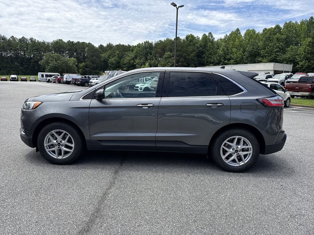 Used 2024 Ford Edge SEL SUV