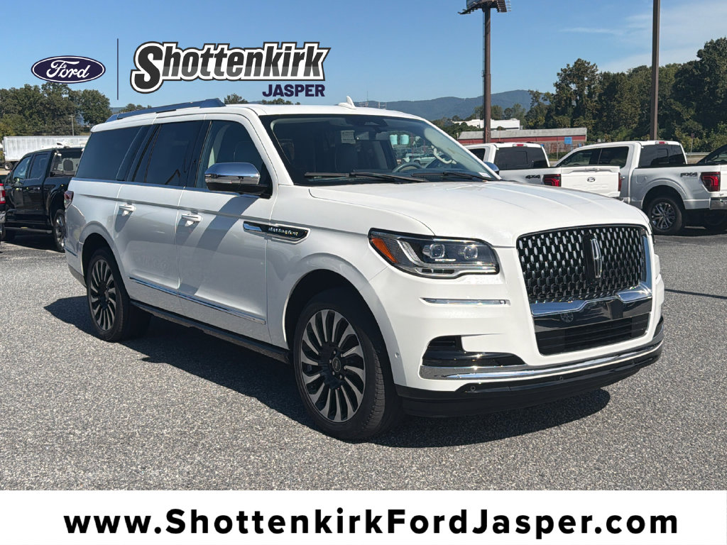 2022 Lincoln Navigator Black Label L