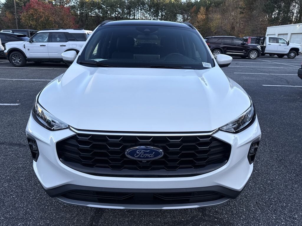 New 2026 Ford Escape Hybrid ST-Line Select SUV