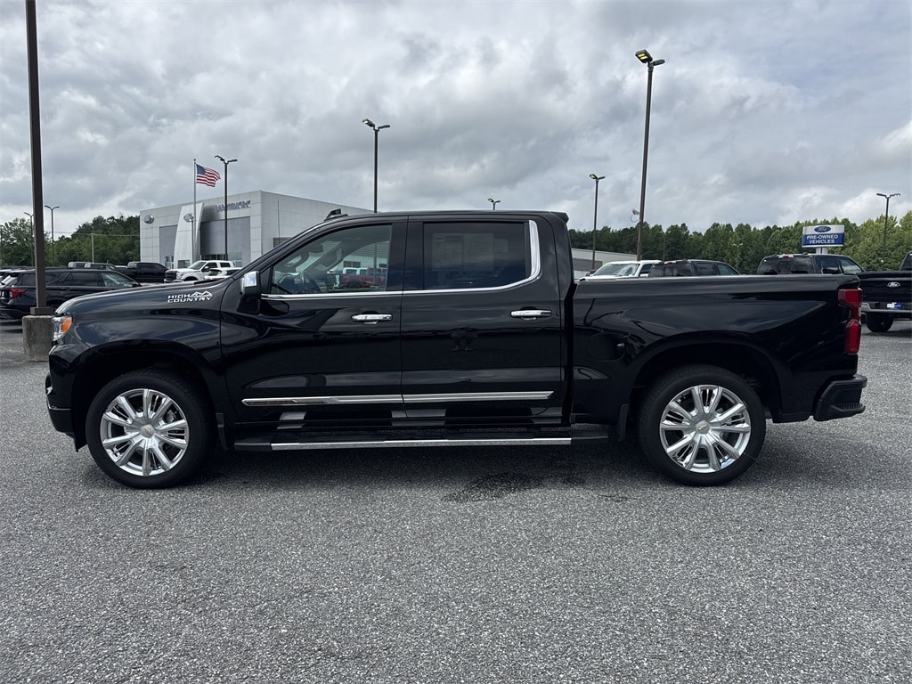 Used 2022 Chevrolet Silverado 1500 High Country Crew Cab Short Bed Truck