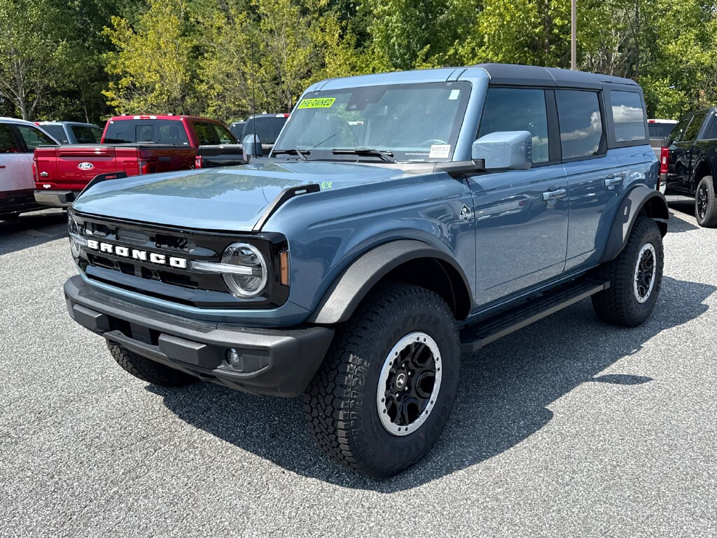 Used 2024 Ford Bronco Outer Banks SUV