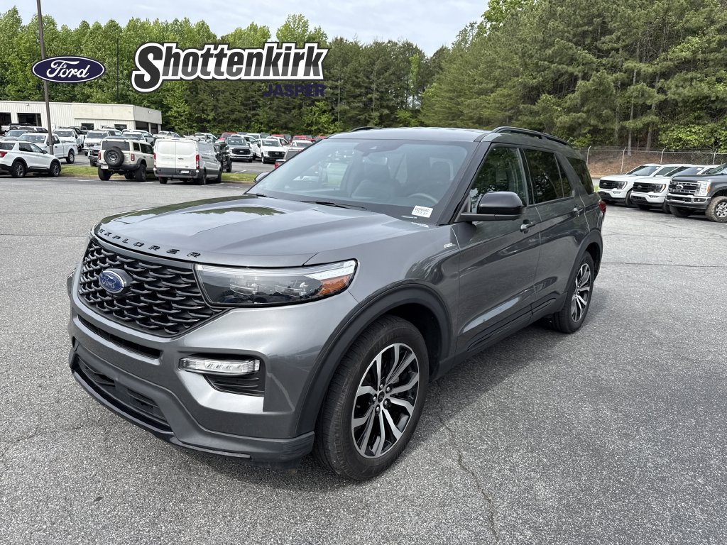 2023 Ford Explorer ST-Line SUV