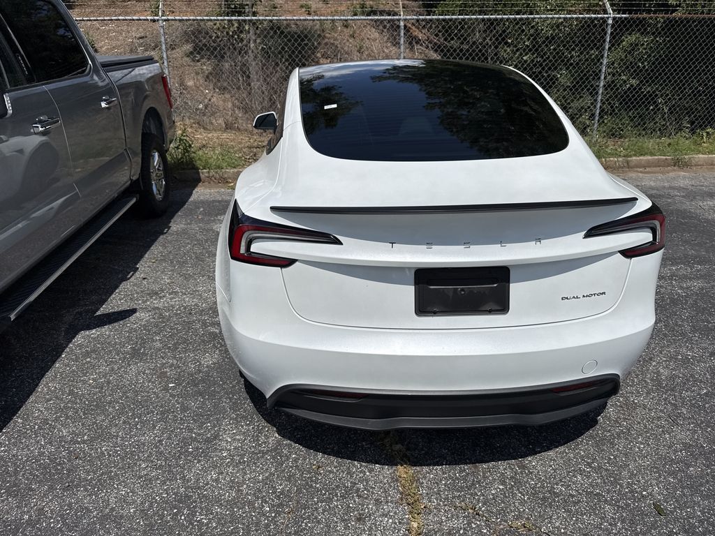 2024 Tesla Model 3 Long Range - Photo 11