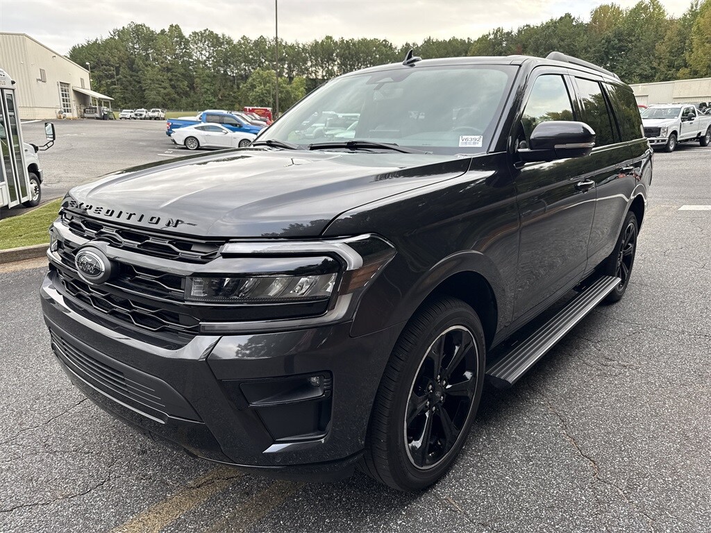 Used 2024 Ford Expedition Limited SUV