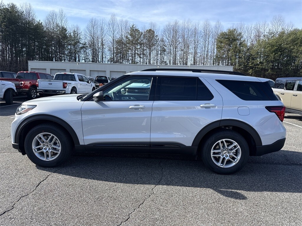 New 2026 Ford Explorer Active SUV