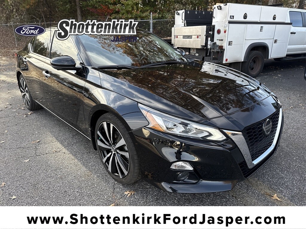 Used 2019 Nissan Altima 2.5 Platinum Sedan
