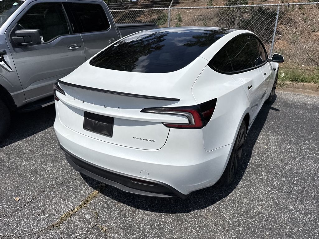 2024 Tesla Model 3 Long Range - Photo 13